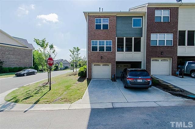 2nd image of 1121 Weston Green Loop