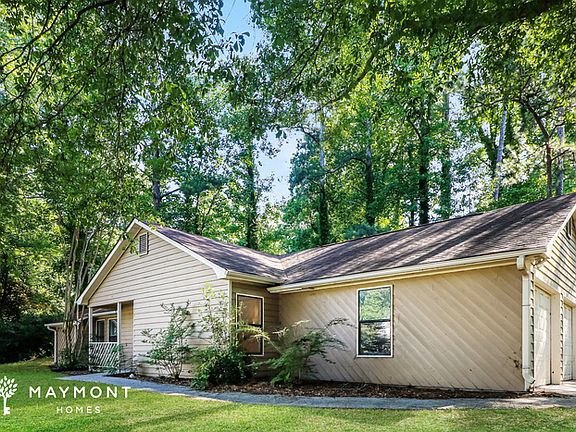 3rd image of 2442 Chauncey Ln SW