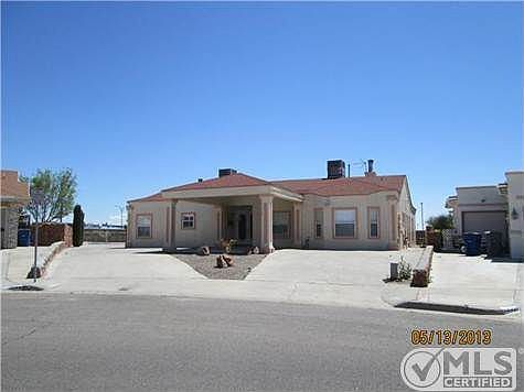 1st image of 12060 Pueblo Laguna Dr