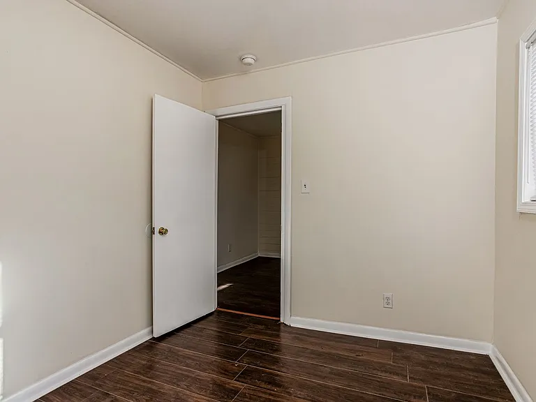 4212 Ivy Ave — Photo 9