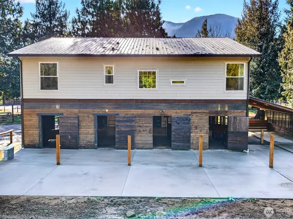 8349 Birdsview Meadows Lane, Concrete, WA 98237
