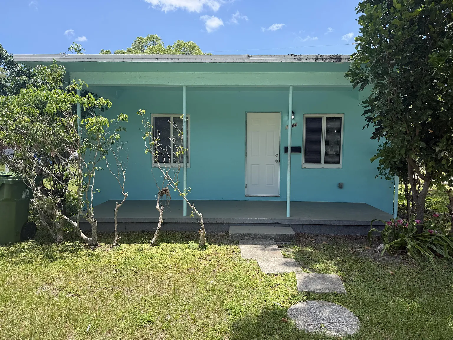 2 bed, 1.0 bath, 625 sqft, $1,795 — Photo 1