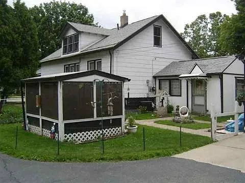 18003 Martin Rd photo 1