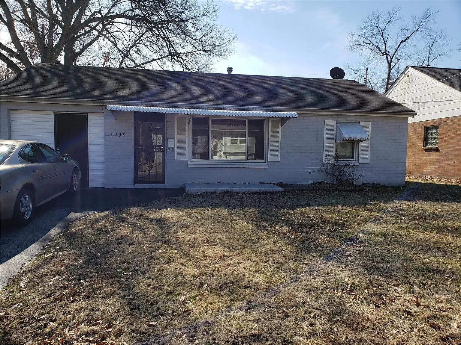 9738 Flora Ave photo 1