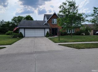 2926 Carrington Dr, Fort Wayne, IN 46804