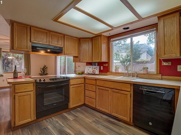5th image of 6978 SE Blaine St