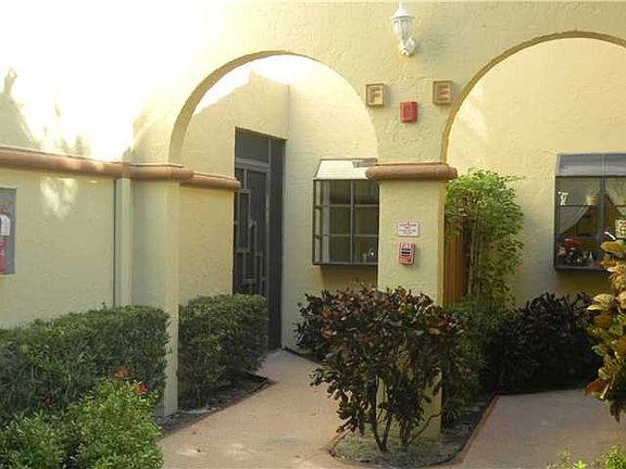 2nd image of 5226 Europa Dr APT F