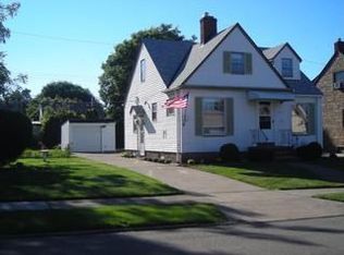 56 West Dr, Cleveland, OH 44134