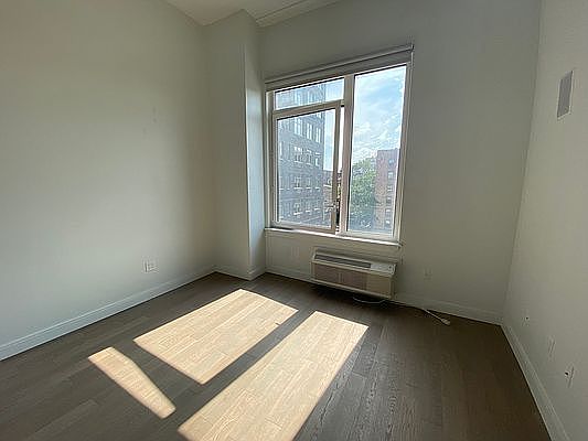 2nd image of 152-11 89th Ave #1537