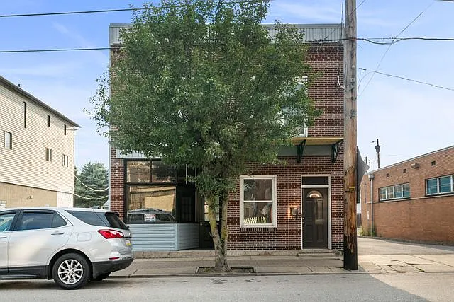 2 bed, 1250 sqft, $1,350 — Photo 1