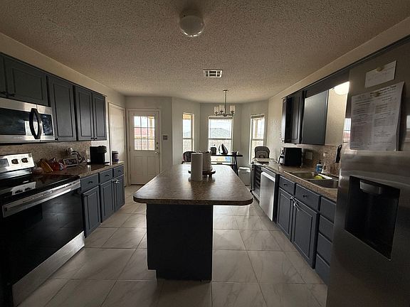 2nd image of 4603 Lloyd Dr