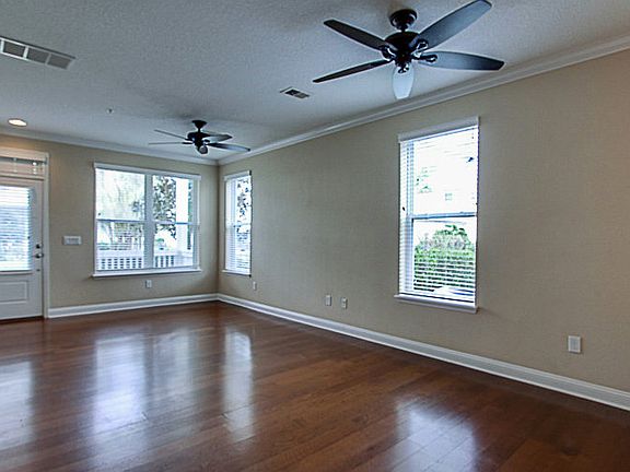 3rd image of 2167 Pebble Beach Way #101