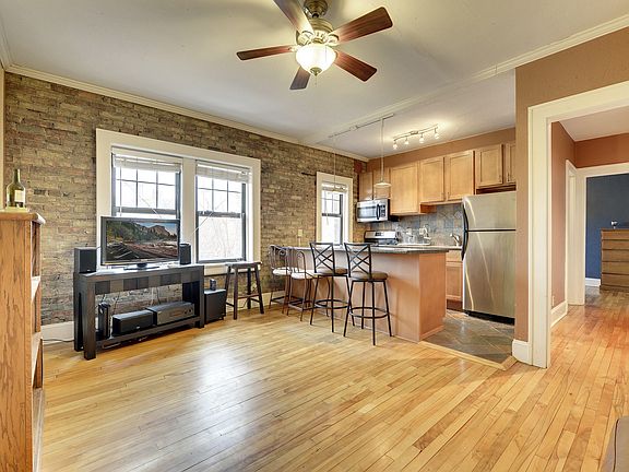 5th image of 1901 Stevens Ave APT 304