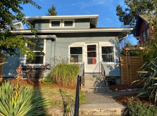 6524 10th Ave NW, Seattle, WA 98117