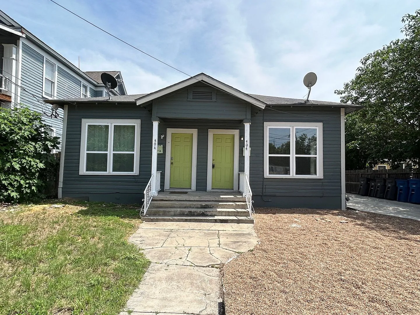 STR 30 Day + Rental — Photo 3