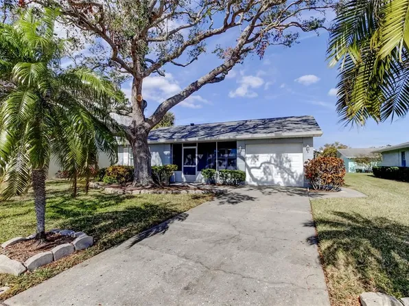 4175 104th Ave N, Clearwater, FL 33762