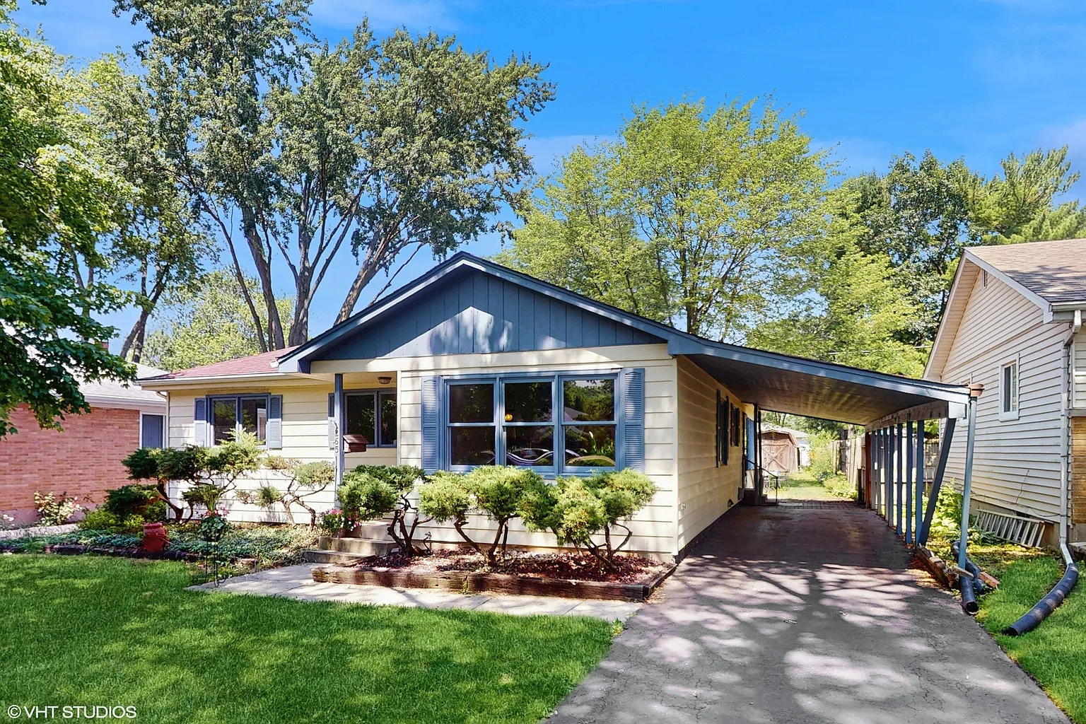 265 N Shaddle Ave photo 1