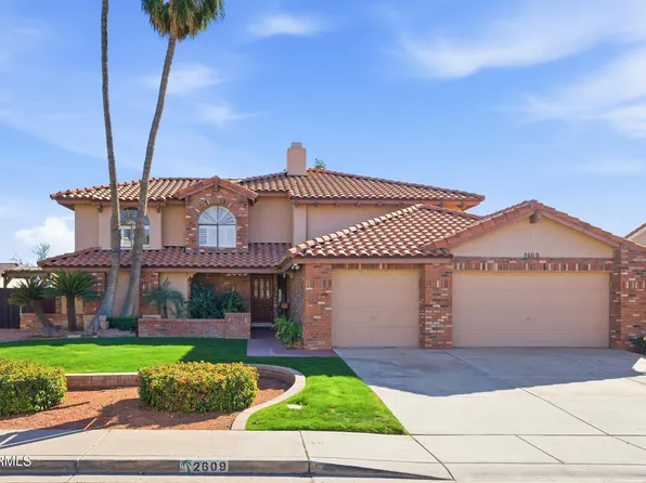 2609 W UPLAND Drive, Chandler, AZ 85224