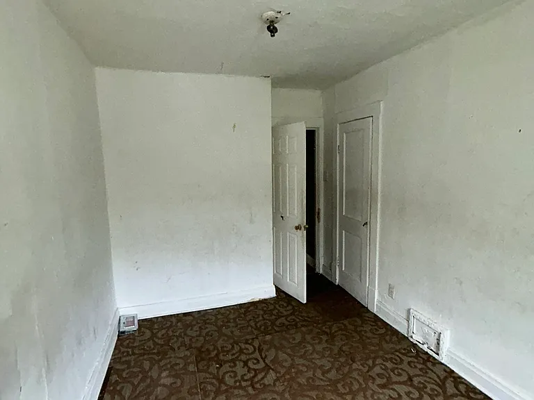 5230 Thrush Ave — Photo 14