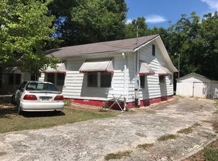 302 Clemson St, Laurens, SC 29360