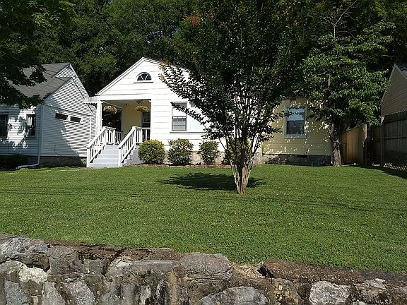 2nd image of 205 S Saint Marks Ave