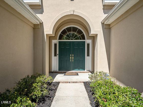 5th image of 36 Stratford Ln