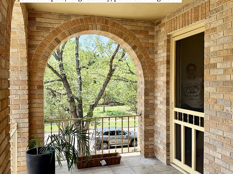 325 E Rosewood Ave — Photo 10