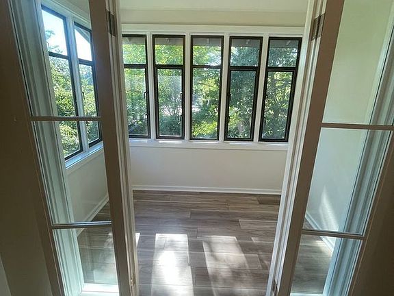 5th image of 13539 35th Ave NE