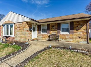 61 Gurley Rd, Edison, NJ 08817