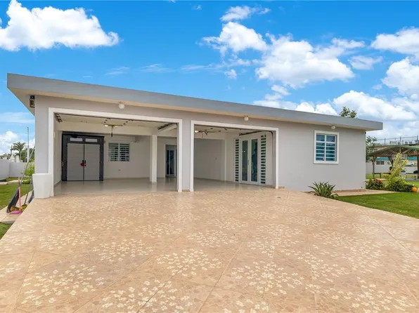 Urb Toaville 18 Calle Jupiter, Toa Baja, PR 00949