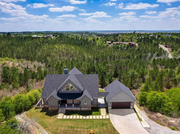 169 Tall Forest Dr, Bastrop, TX 78602