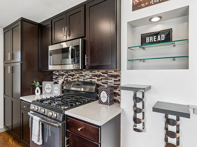 4215 S Lipan St — Photo 11