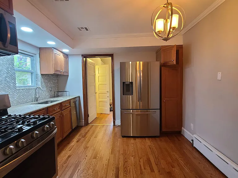 476 Gregory Ave #1 — Photo 9