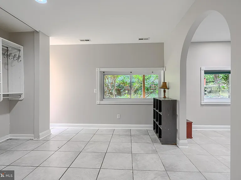 2101 Tufton Ave — Photo 53