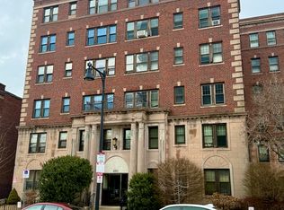 2003 Commonwealth Ave APT 29, Brighton, MA 02135