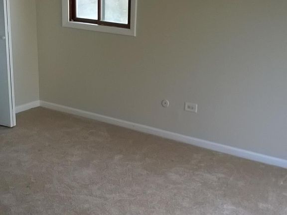 4th image of 126 Cora Ave APT A