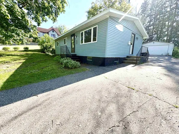 411 Western Avenue, Elroy, WI 53929