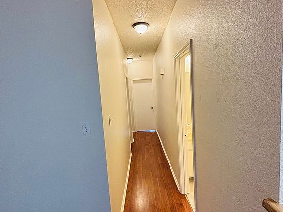 4th image of 3415 Ridge Smoke