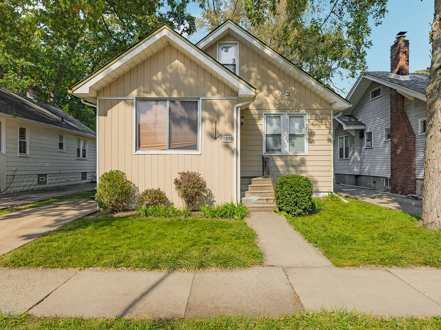 3 bed, 1430 sqft, $1,495 — Photo 2
