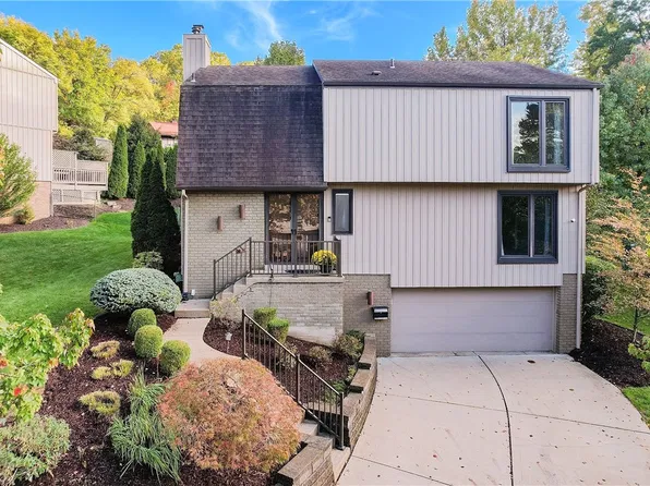 115 Vanderbilt Dr, Pittsburgh, PA 15243