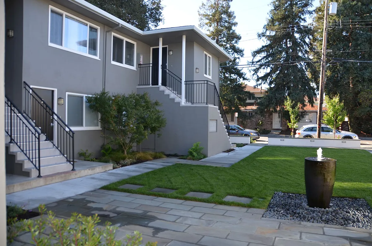 Building Photo - Menlo Pointe Apartments