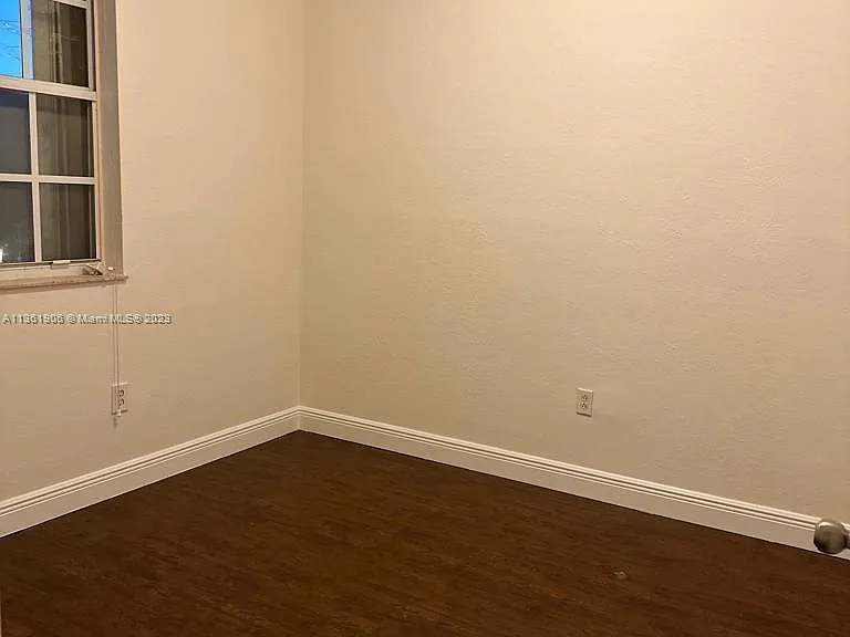 15315 SW 9th Way — Photo 26
