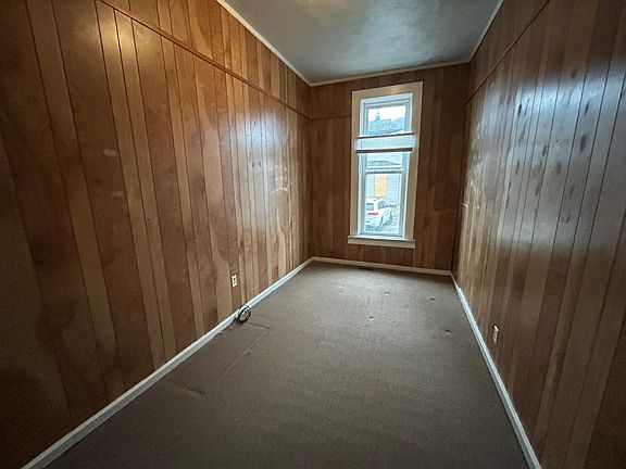 2nd image of 248 W 18th St #4