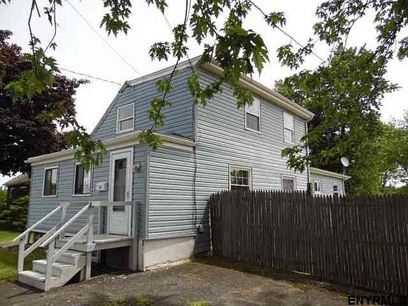 3rd image of 124 Harvard St