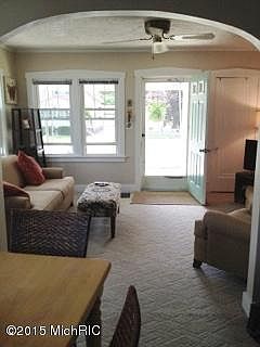 2nd image of 1540 Pine Ave NW