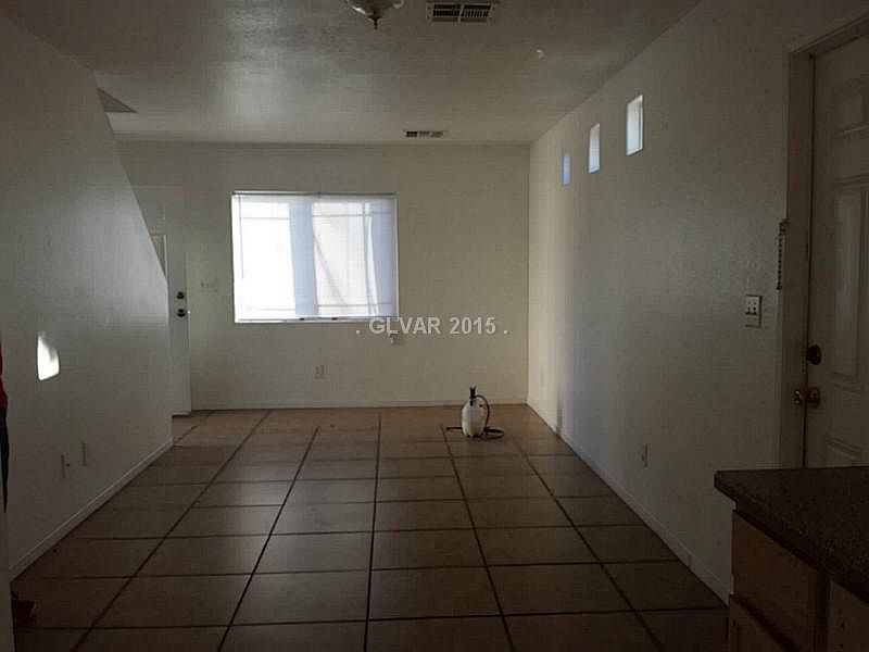 2nd image of 5110 University Center Dr