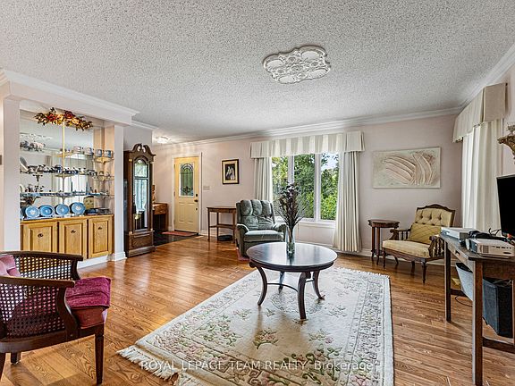 4th image of 591 Bellamy Rd