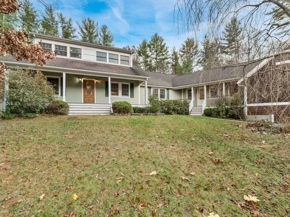 282 Brook St, Carlisle, MA 01741