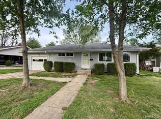 600 Killarney Dr, Greenville, IL 62246