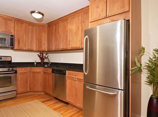 17 Broadway APT 2C, Harrison, NY 10528